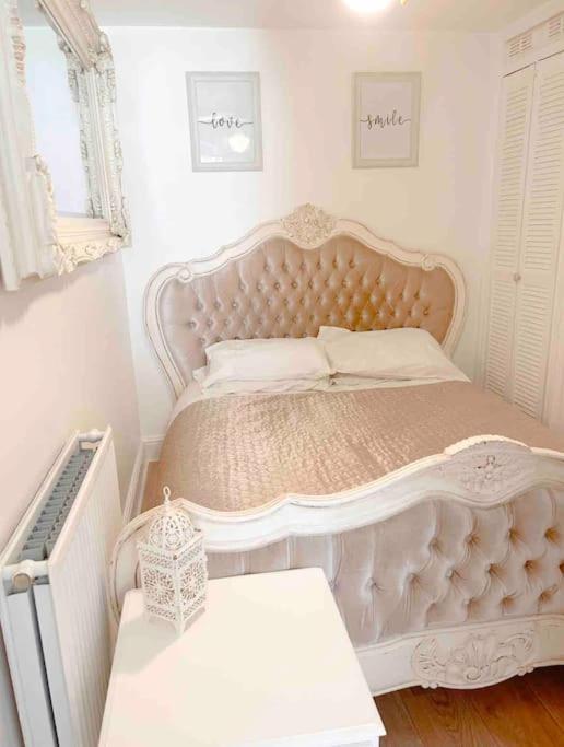 Lovely Two Bedroom Apartment, With Private Garden! Torquay Zewnętrze zdjęcie